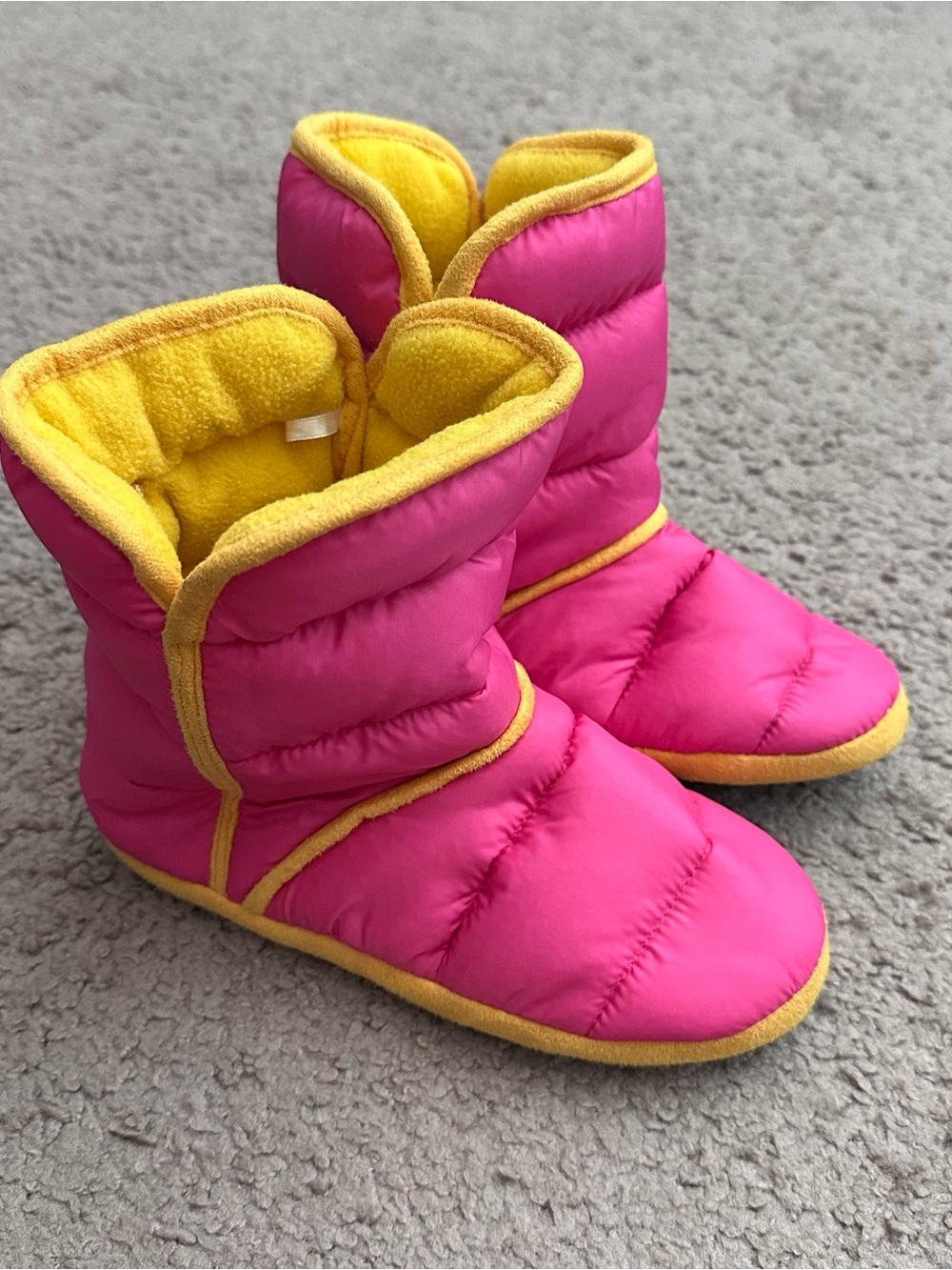 SO Hot Pink Puffer Bootie Shoes S (5-6)